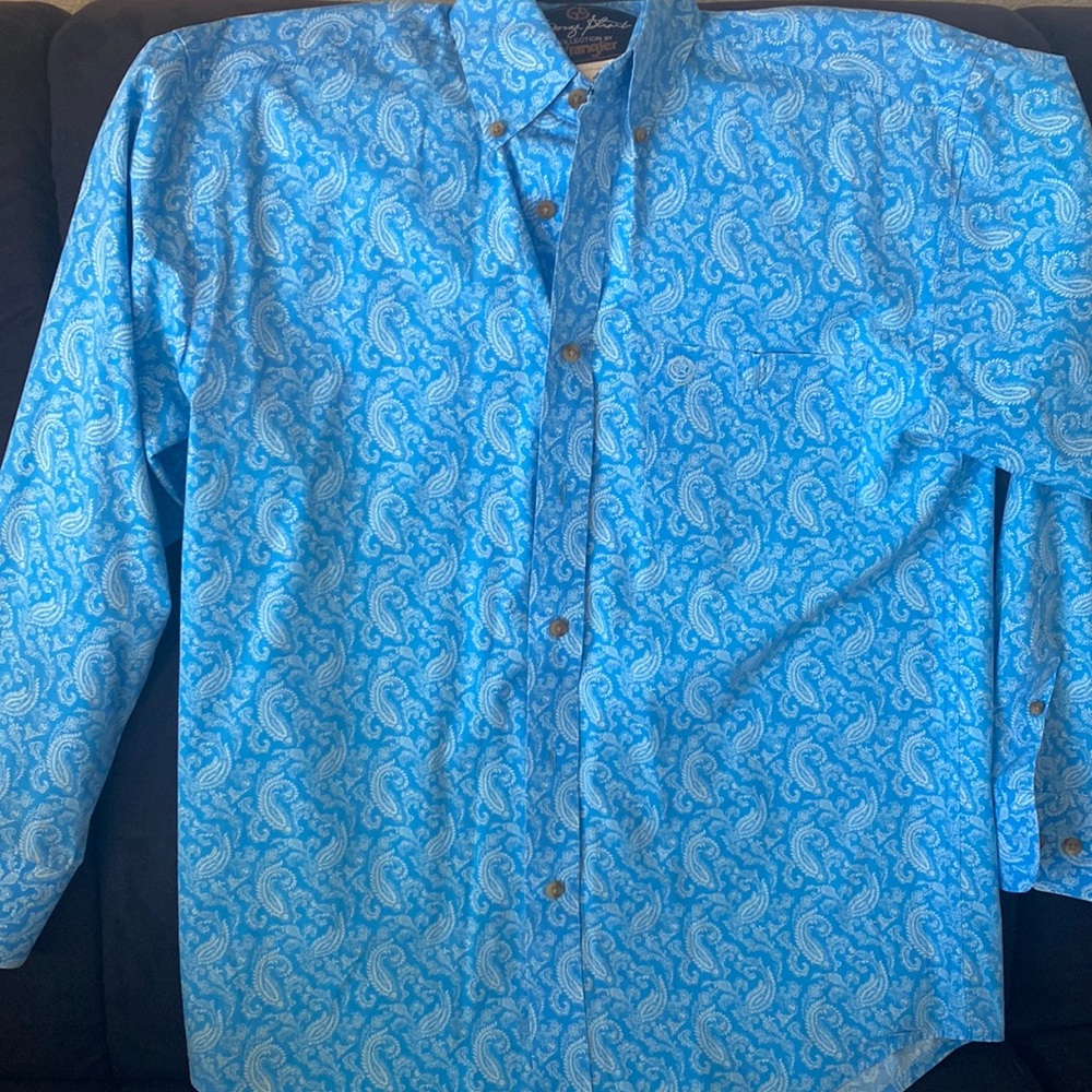 Wrangler Small LONG SLEEVE BUTTON DOWN